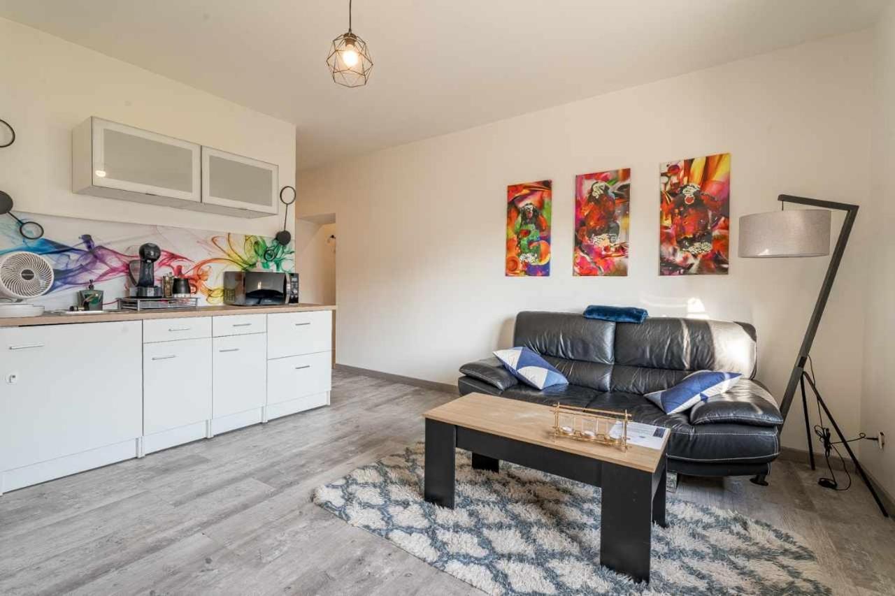 Chambre 26M - Salon Et Kitchenette Prive - Wifi Woippy Dış mekan fotoğraf
